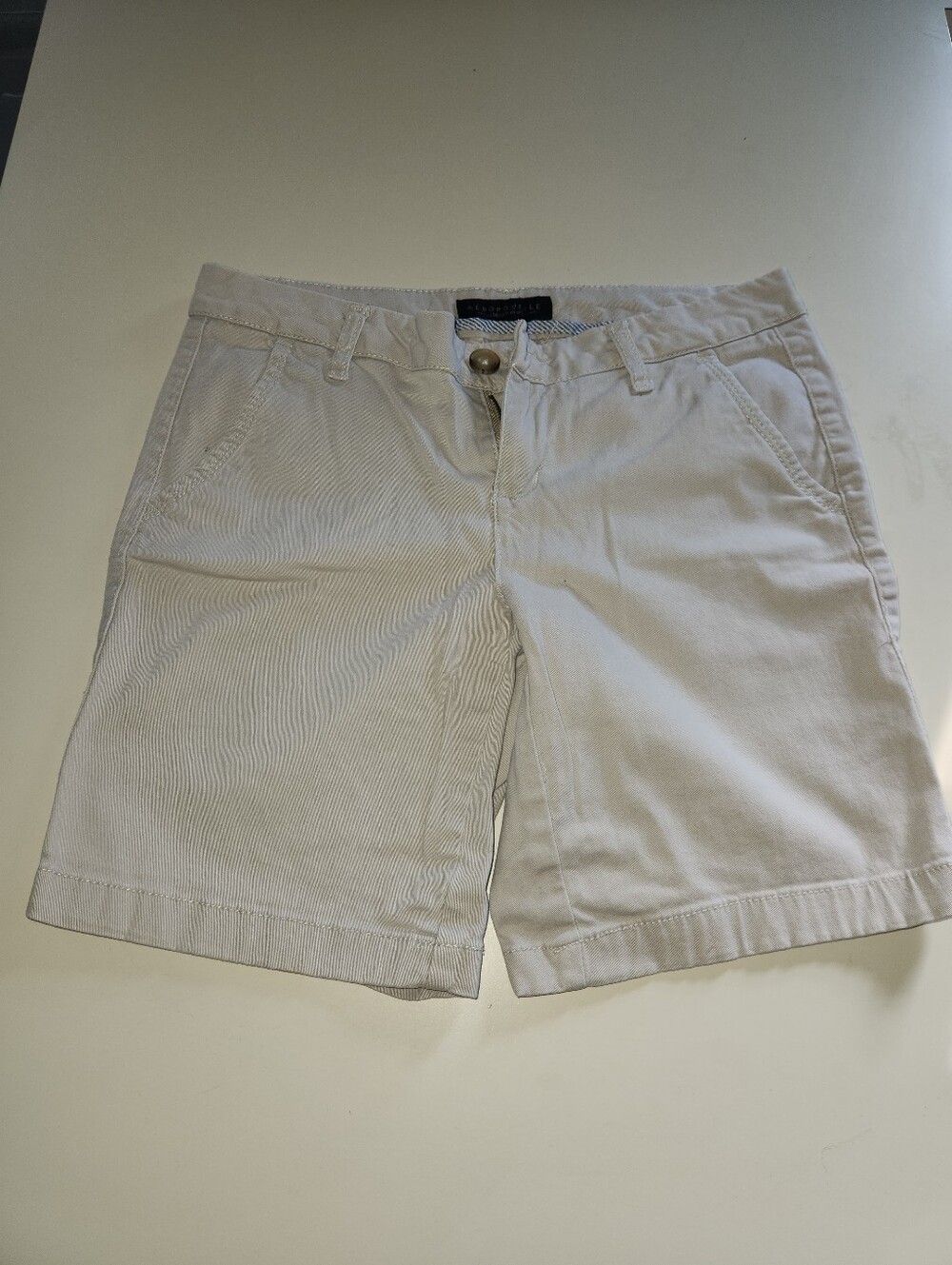 Aeropostale Women's Cream Chino Shorts